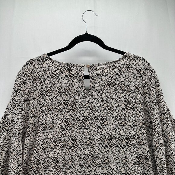 Adrianna Papell Blouse Size 2XL Animal Print Balloon Sleeve Back Keyhole Beige - Picture 5 of 11
